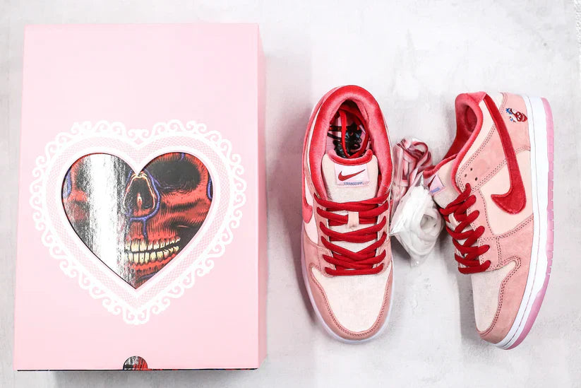 Nike SB Dunk Low – Strangelove Premium