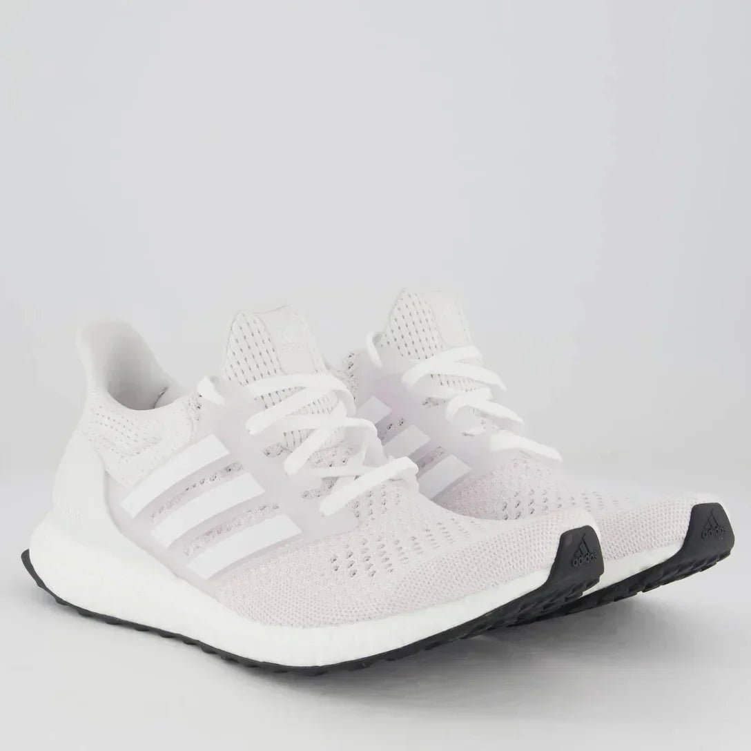 TÊNIS ULTRABOOST 1.0 – Elegante