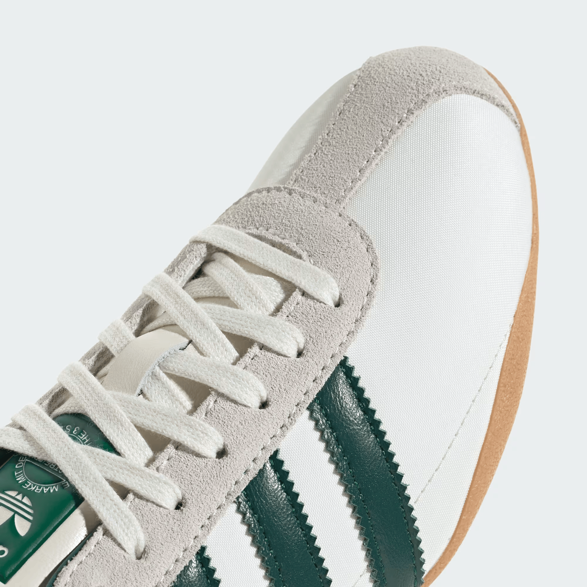 TOKYO BRANCO COM – VERDE Elegante