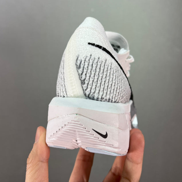 TênisAir Zoom X Vaporfly Next%3 White Particle – Grey Clássico