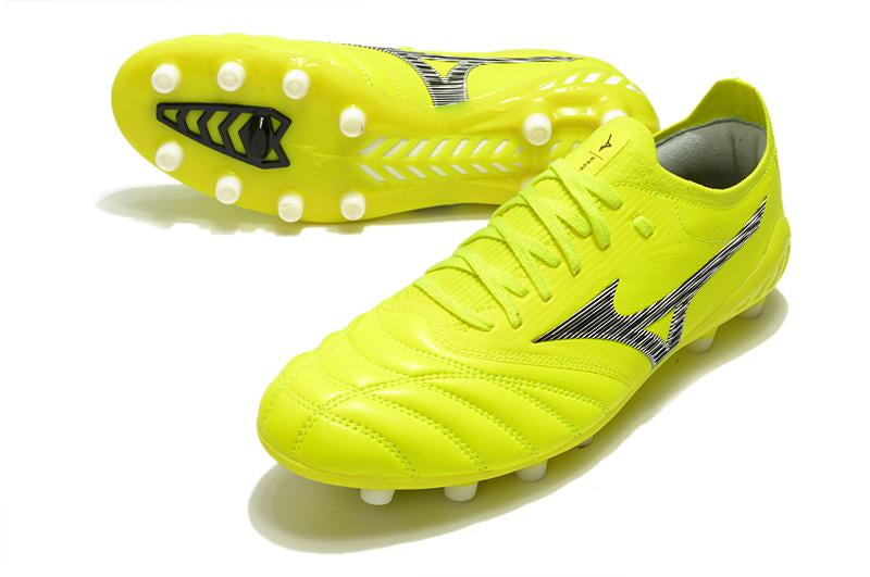 Chuteira MORELIA NEO III – Campo Premium