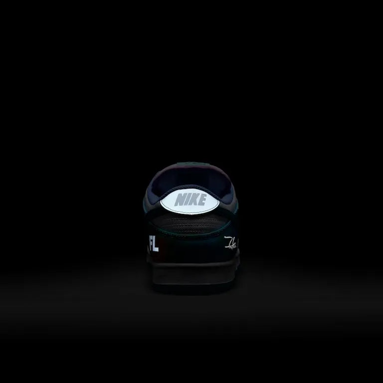 Futura Laboratories x SB Dunk Low White and Geode – Teal Elegante