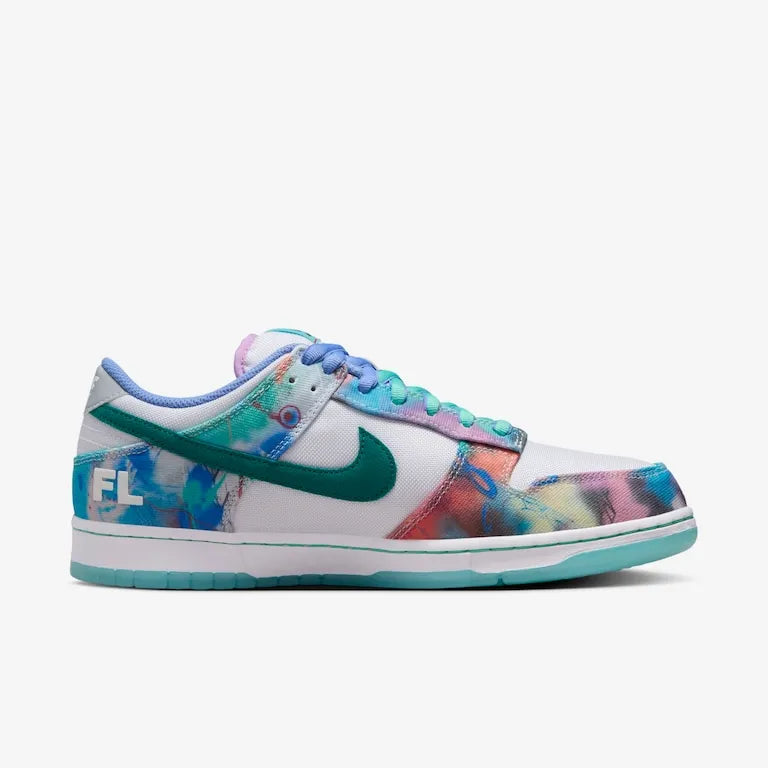 Futura Laboratories x SB Dunk Low White and Geode – Teal Elegante