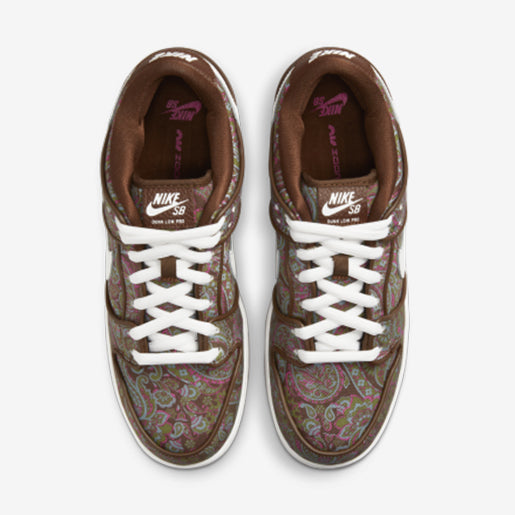 SB Dunk Low Brown – Paisley Clássico