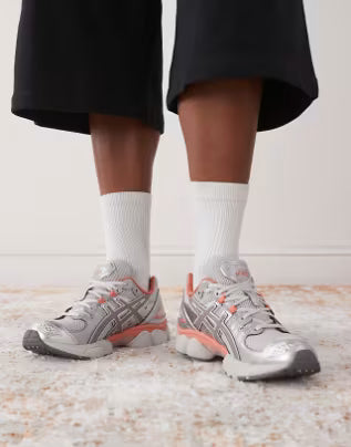 Gel-Kayano 14 Cinza Argila