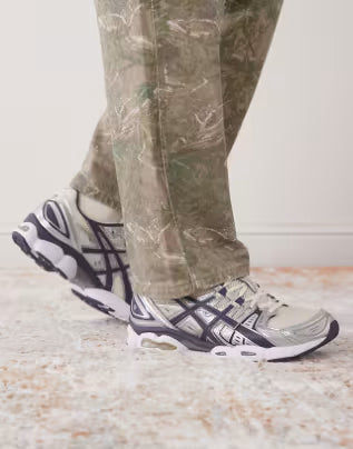 Gel-Kayano 14 Aveia e Névoa
