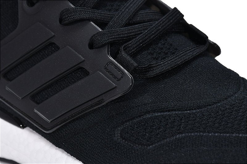 Ultraboost 22 Collegiate – Navy Elegante