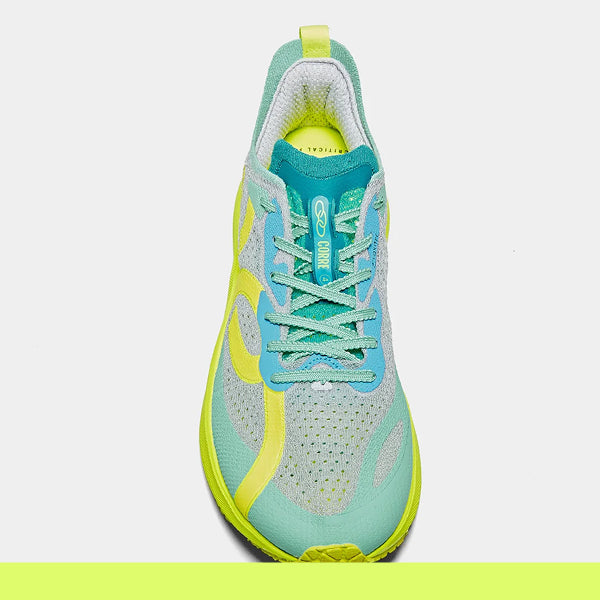 Tênis Corre 4 Cinza + – Amarelo Ensolarado