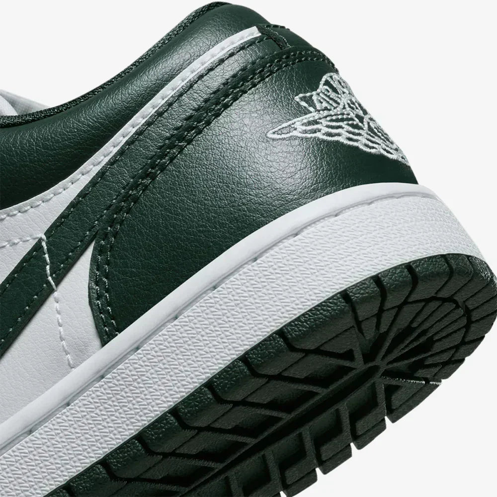 Air Jordan 1 Low Galactic – Jade Confortável