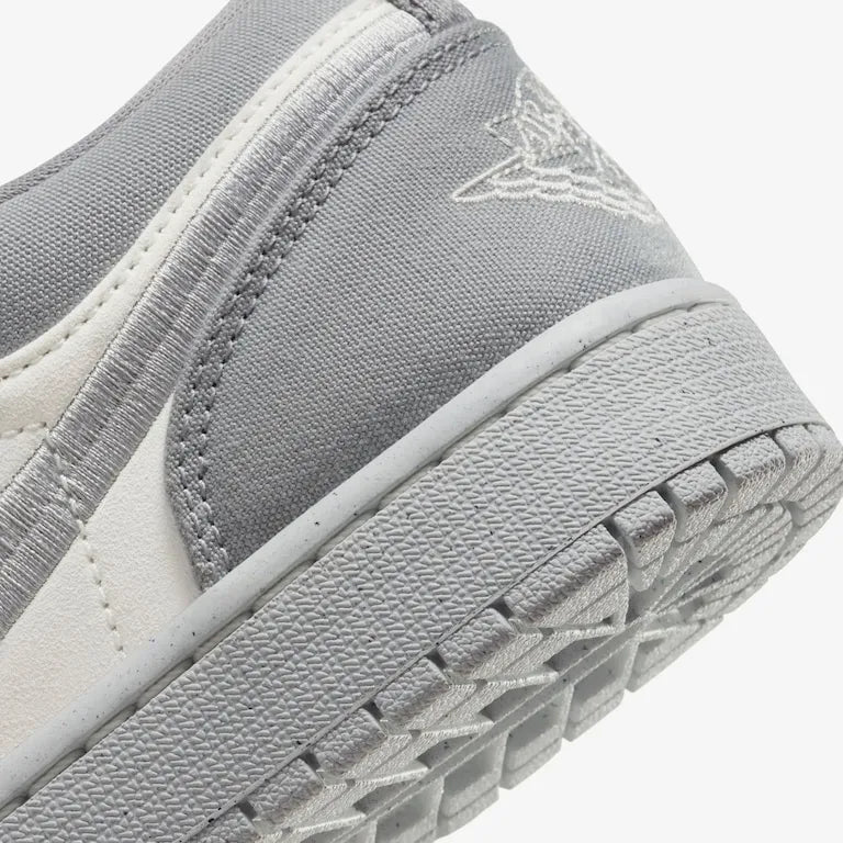 Air Jordan 1 Low Light Steel – Grey Clássico