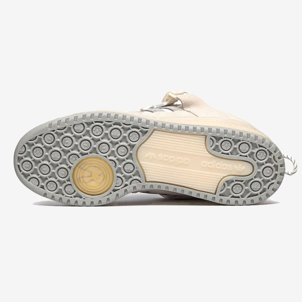 Bad Bunny x Forum Buckle Low – White Confortável