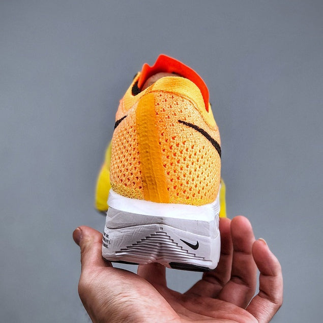 Tênis Air Zoom X Vaporfly Next%3 – Orange Clássico