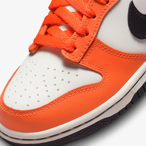Dunk Low GS Halloween 2022 – Clássico