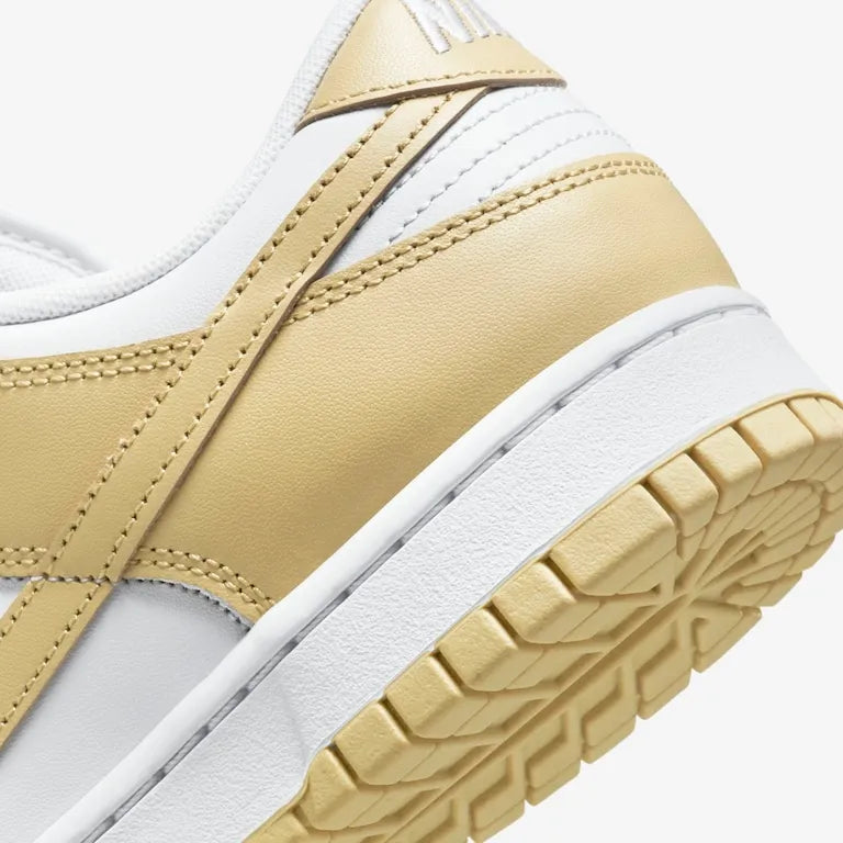 Dunk Low Team – Gold Premium