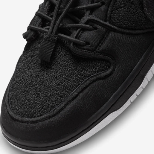SB Dunk Low – Gnarhunters Elegante
