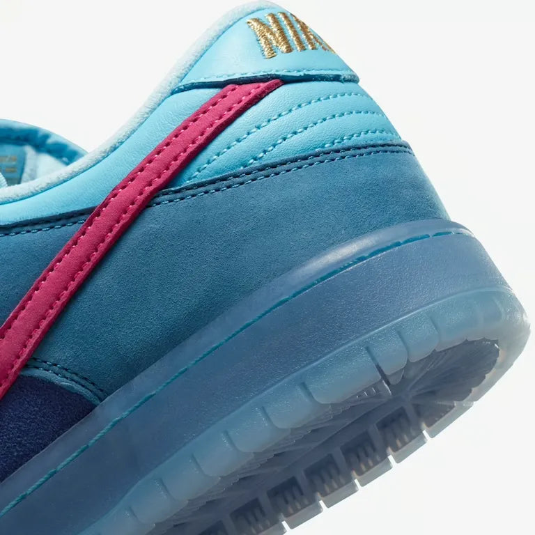SB Dunk Low Run The – Jewels Elegante