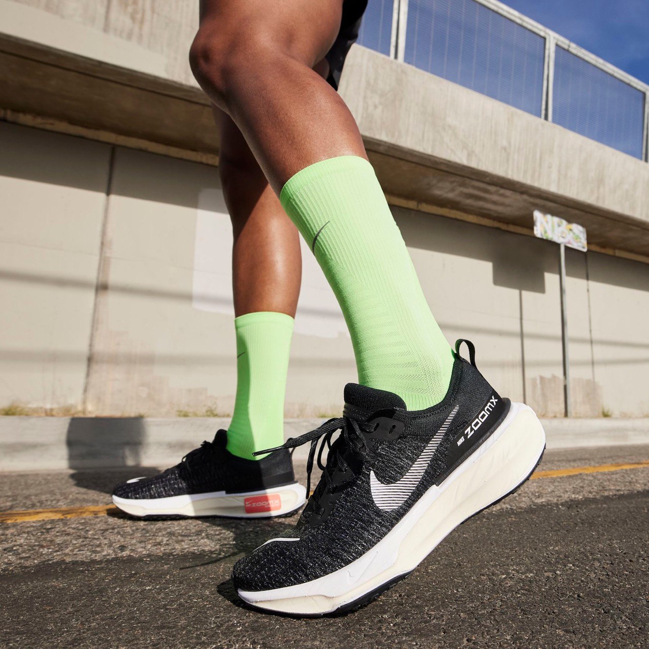 Tênis Invencible X Run 3 Black – White Clássico