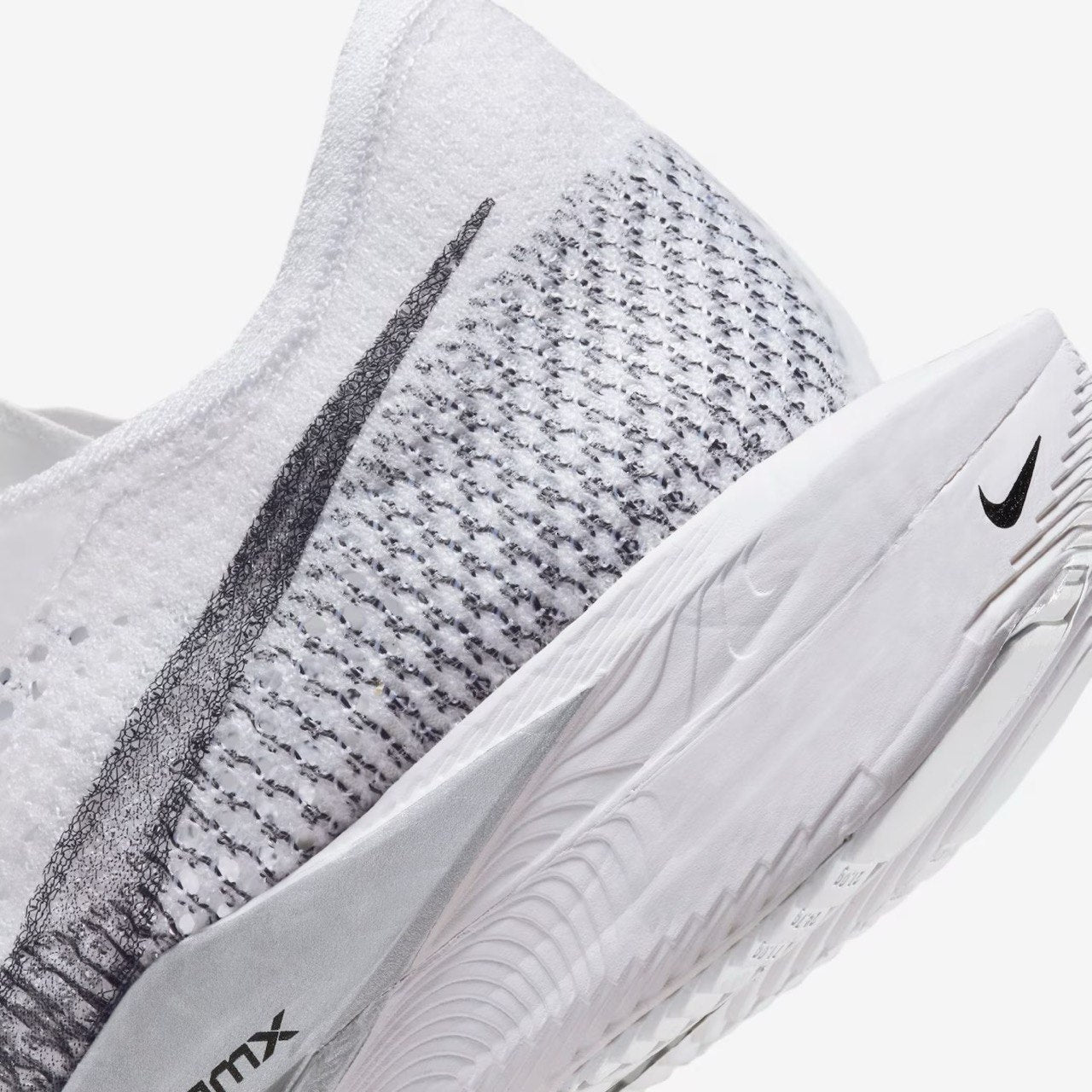 TênisAir Zoom X Vaporfly Next%3 White Particle – Grey Clássico