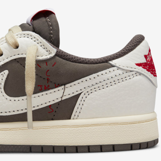 Travis Scott x Air Jordan 1 Low Reverse – Mocha Confortável